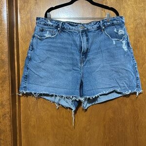 Good American size 16 cut off jeans